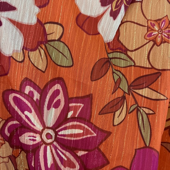 NEW BoutiqueTabitha Rust Floral Flare Sleeve Mini Dress Size Large - Picture 8 of 14